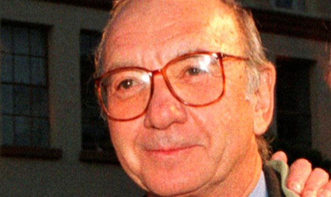 Tony award-winning US playwright Neil Simon dies at 91