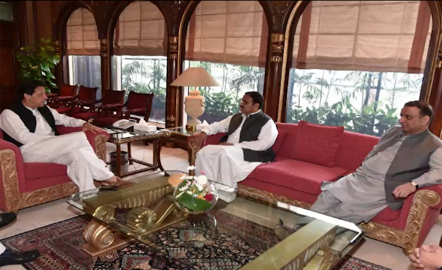 PM Imran Khan, CM Usman Buzdar discuss Punjab cabinet