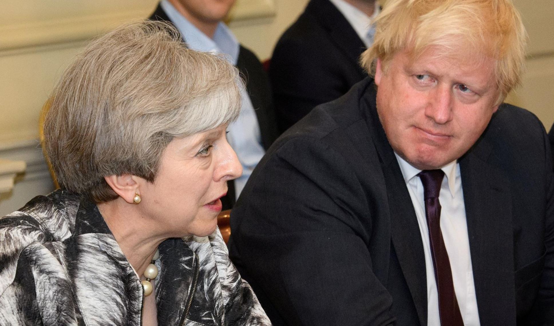 Boris Johnson demands May scrap her Brexit proposals