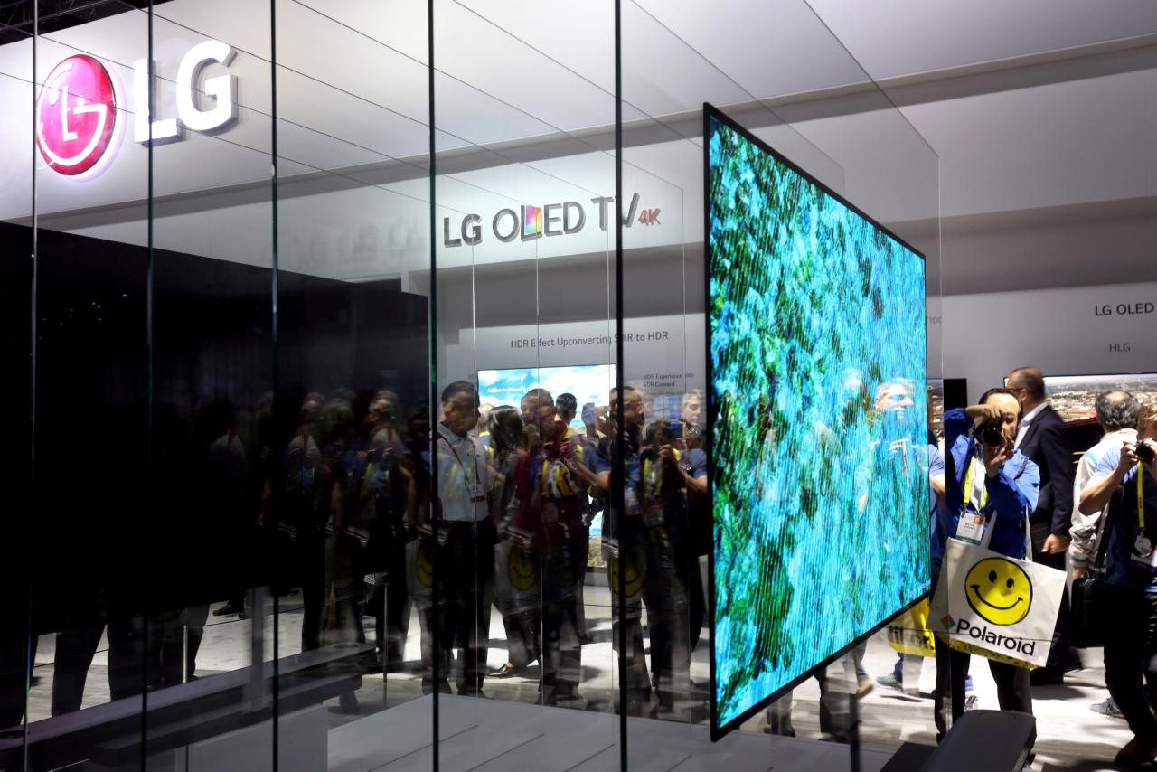 South Korea's LG Display to cut jobs through voluntary retirement