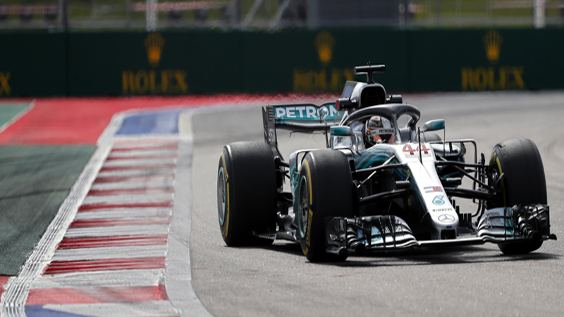 Racing driver Hamilton sets the pace in Russian practice