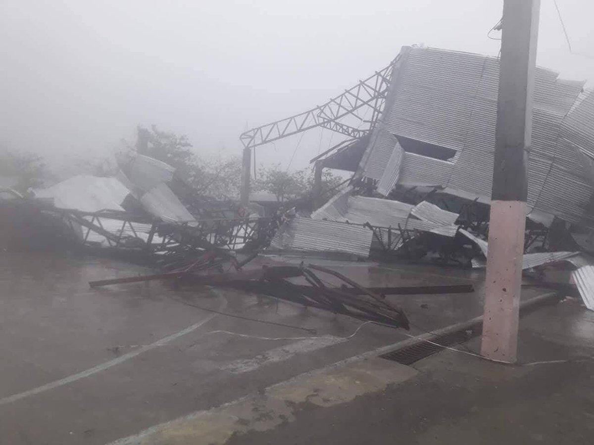 Super typhoon smashes towards China after pummeling Philippines