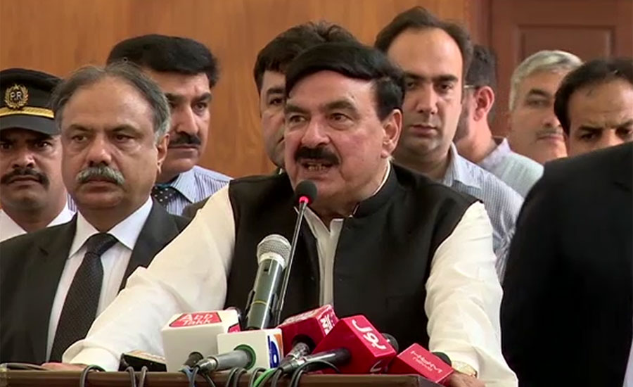 Sheikh Rashid vows to eliminate deficit of Pakistan Railways in one year