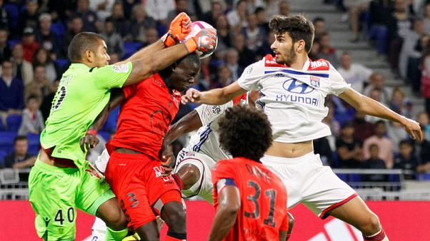 Saint-Maximin's goal gives Nice shock 1-0 win over Lyon