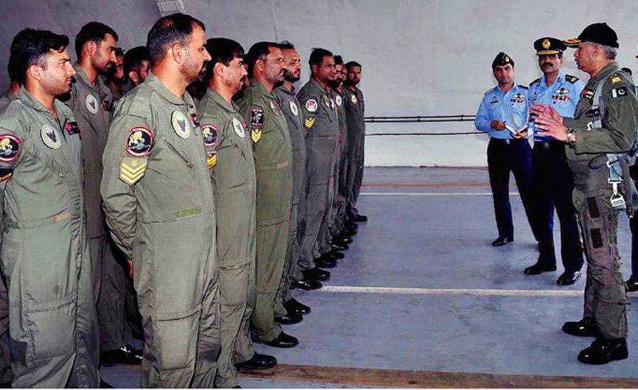 Air Chief Marshal Mujahid Anwar Khan visits operational airbase in Karachi