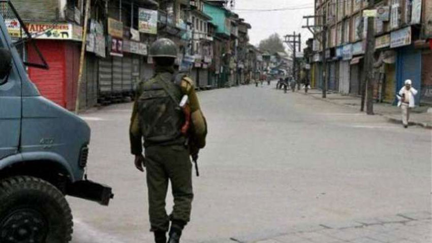 Kashmiris observing shutdown against sham polls in occupied Kashmir