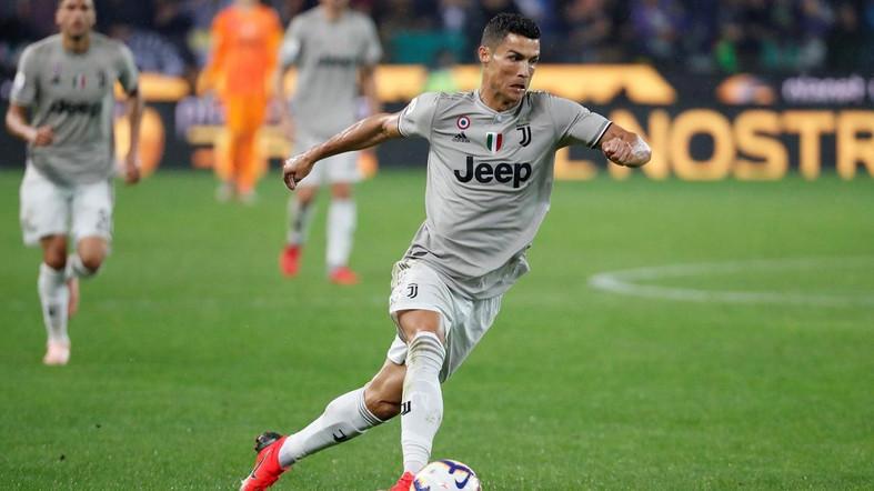 Ronaldo on target again as Juve maintain perfect start