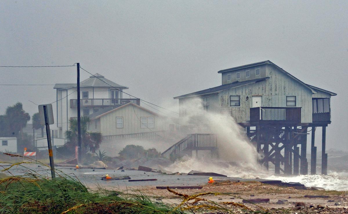 Rescuers find first body in town worst hit by Michael