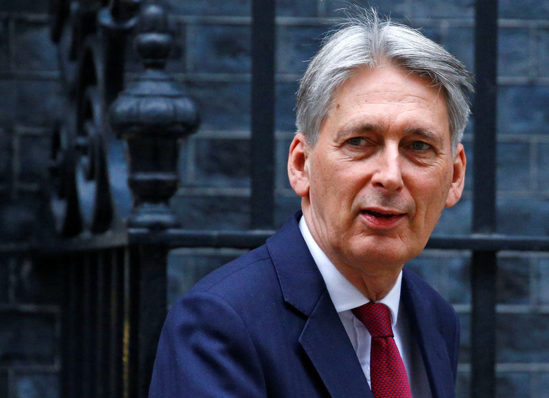 Hammond says Brexit deal would have minimum negative impact on economy