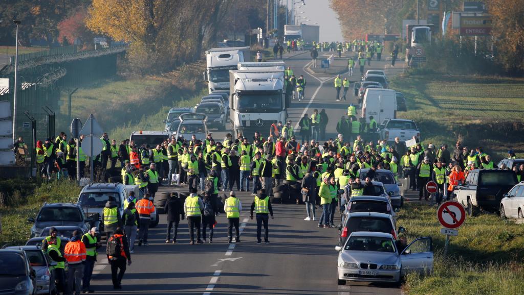 Paris braces for second wave of protests over rising fuel costs