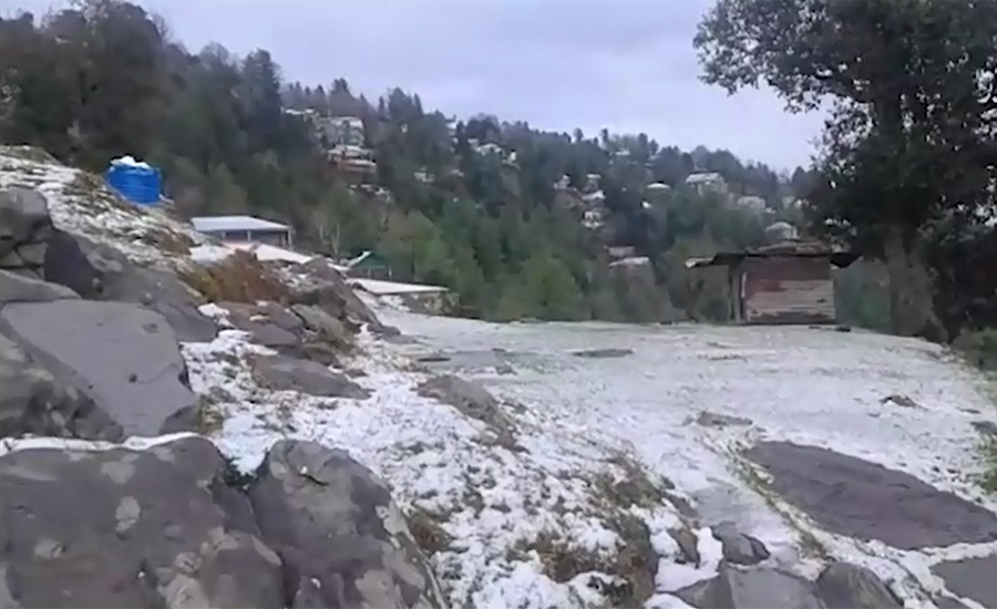 Murree, Naran & Neelum Valley receive snowfall