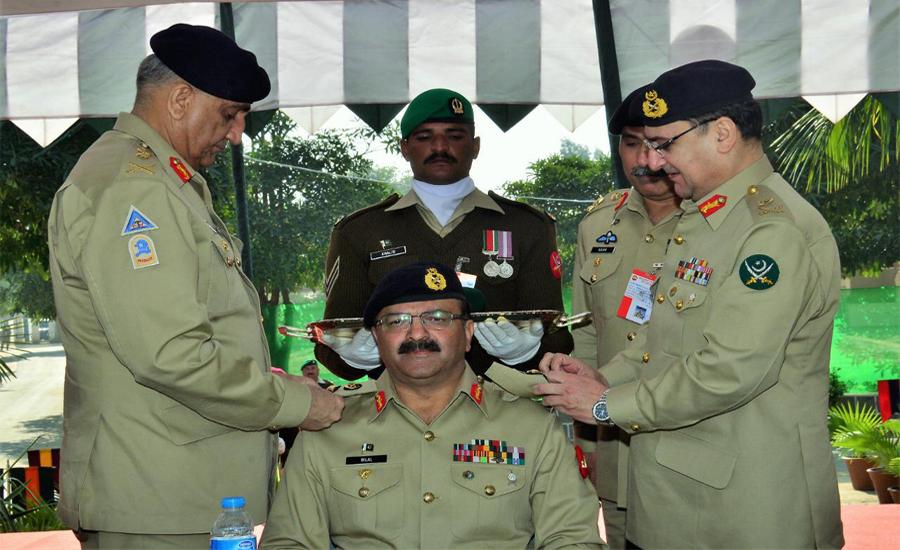 COAS installs Lt Gen Bilal Akbar as Colonel Commandant Mujahid Force