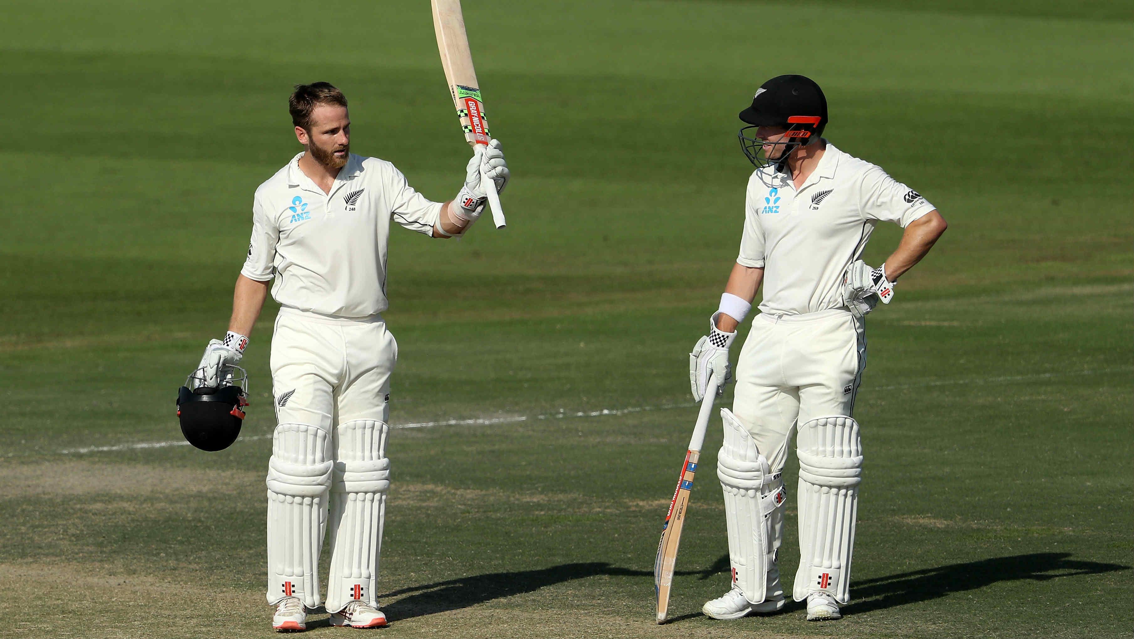 Williamson and Nicholls run Pakistan ragged to build 198-run lead