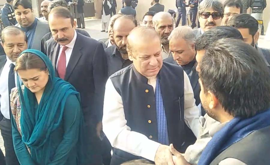 Nawaz Sharif answers 137 questions in Flagship reference