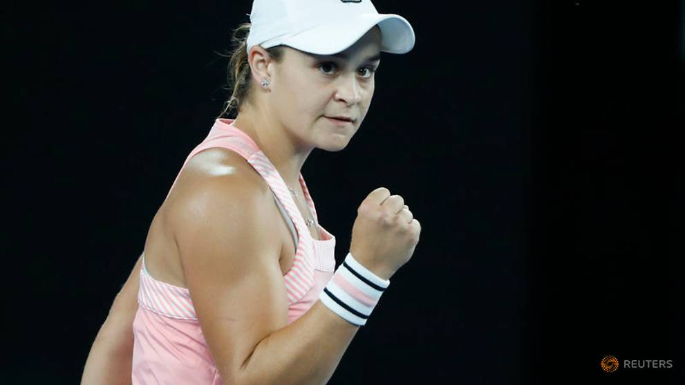 Barty party continues with Sakkari win