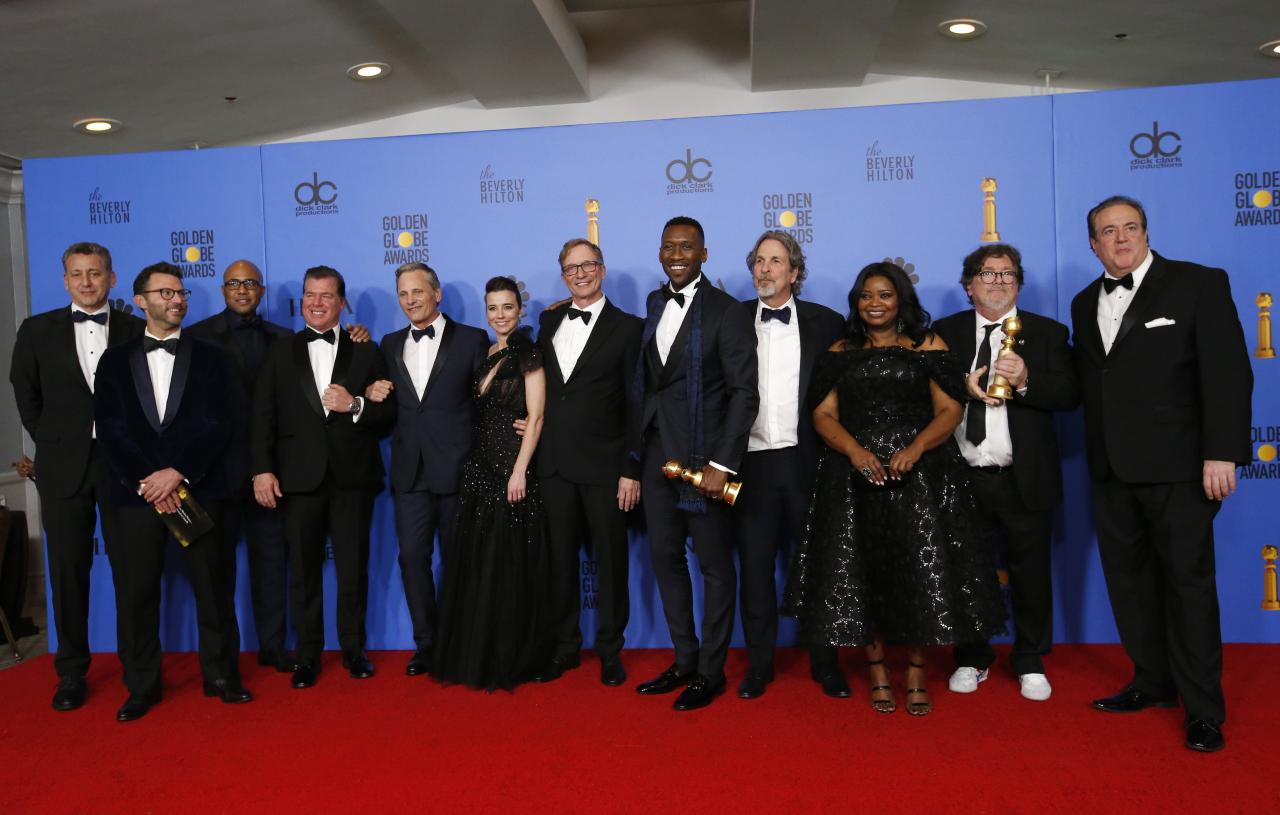 'Bohemian Rhapsody,' 'Green Book' win Golden Globes on night of upsets