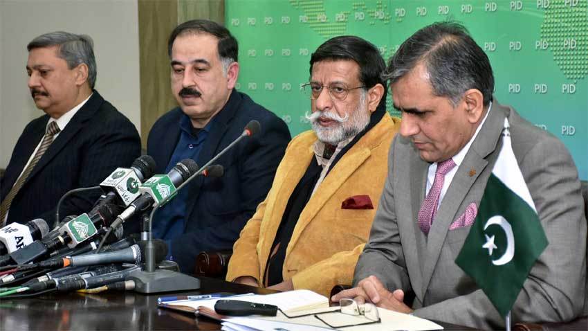 PIA bears huge losses due to poor policies in past: Arshad Malik