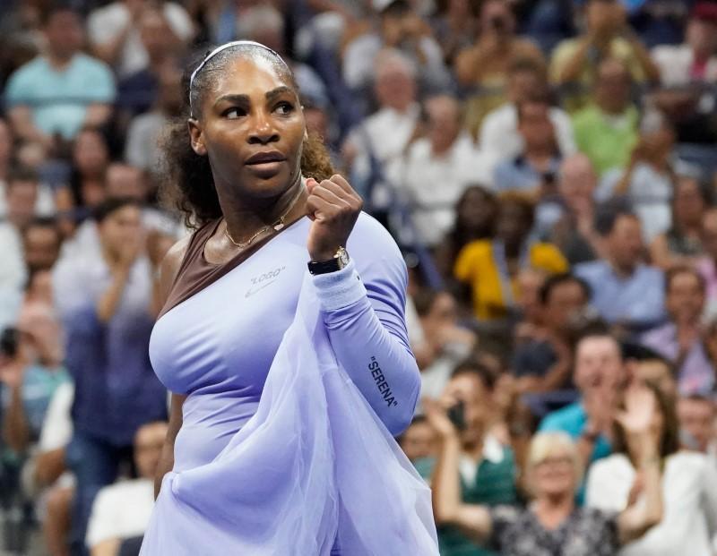 Serena wins on return but US lose Hopman Cup opener