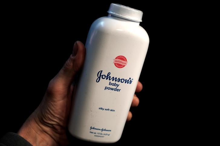 US Senator asks J&J for documents on talc, baby powder safety