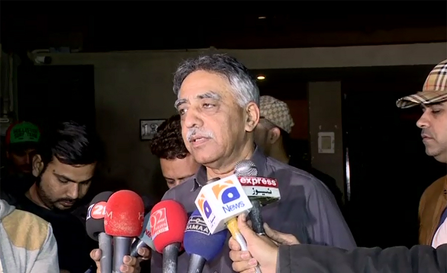 Armed people intercept Sindh former governor Muhammad Zubair