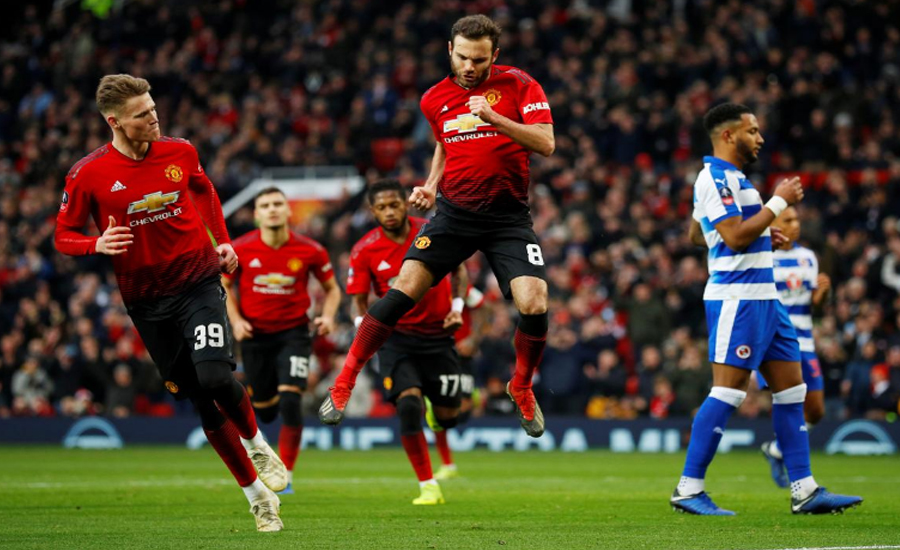 Solskjaer's United make FA Cup progress, Chelsea through