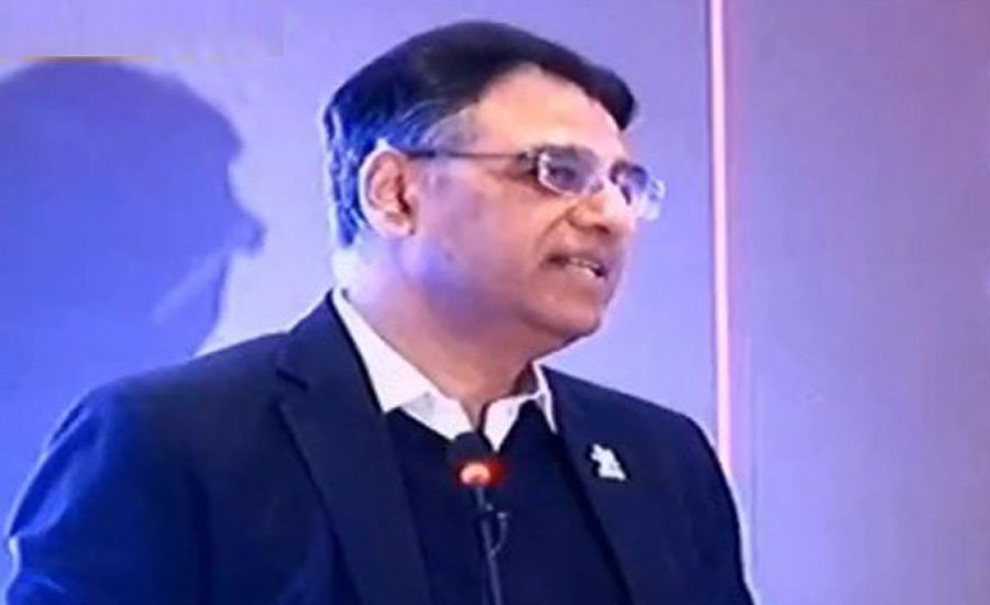 Asad Umar clarifies no fear of big loss in tensions with India