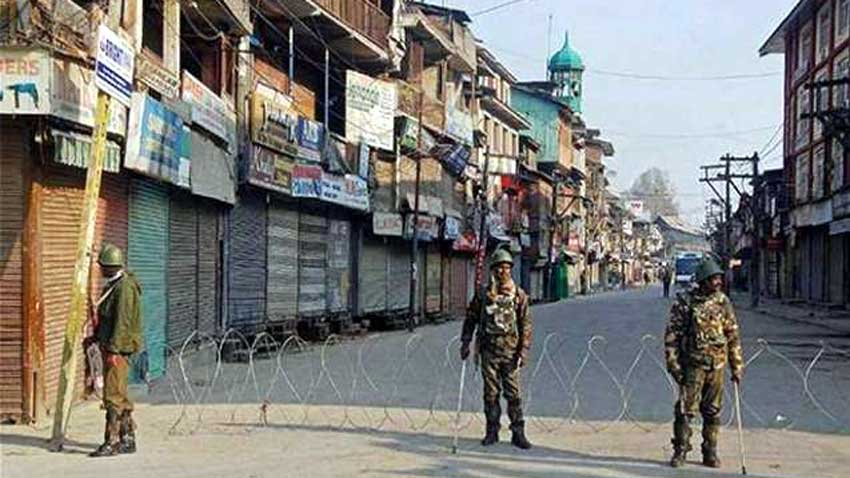 Complete shutdown, protests in IHK as India arrests over 200 Kashmiris