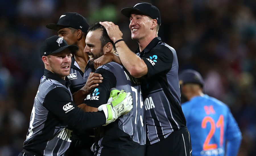 New Zealand win last-over thriller to secure T20I series victory over India