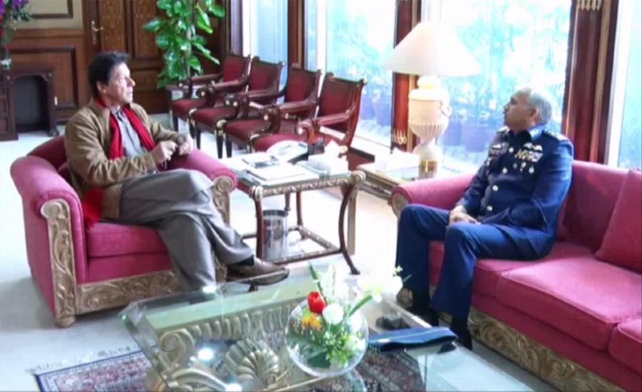 Air Chief Marshal Mujahid Anwar Khan calls on Prime Minister Imran Khan