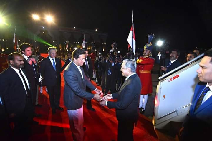 Malaysian PM Dr Mahathir receives warm welcome upon arrival in Pakistan