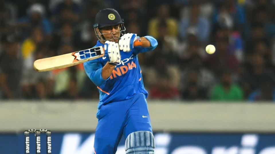 Jadhav, Dhoni lead India to win over Australia