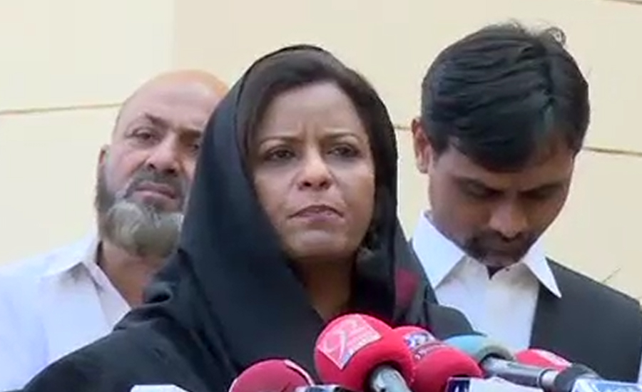 Agha Siraj Durrani kept in small chamber of 8 feet: Nafeesa Shah