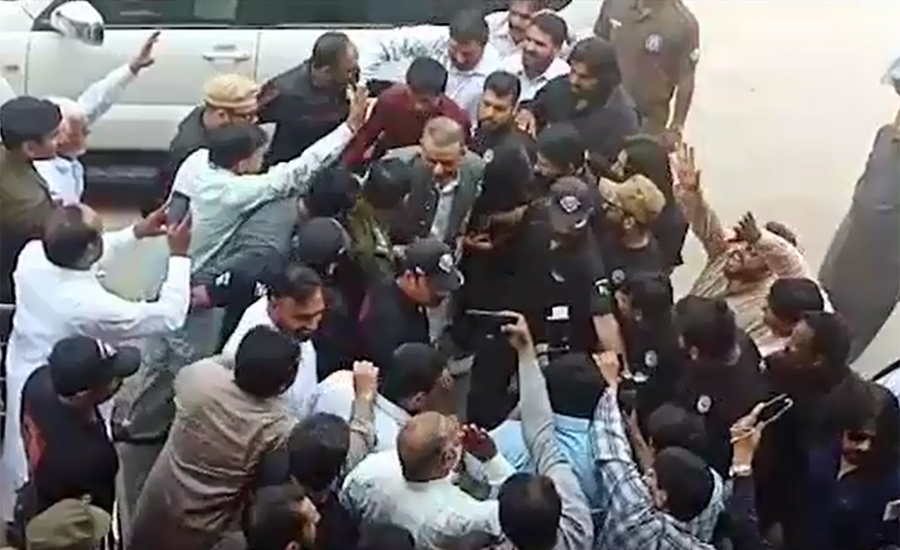 Aleem Khan’s judicial remand extended till April 20