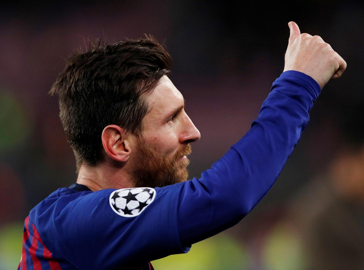 Barca reach semis with Messi exhibition against Man United in Champions League