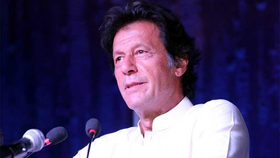 PM congratulates cricket team on great comeback