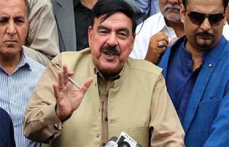 Nawaz, Zardari filed cases against each other: Rasheed