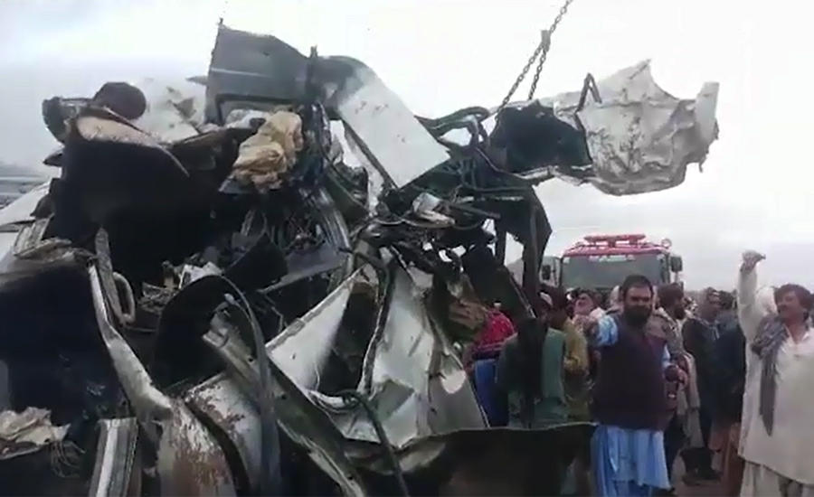 Trailer-van collision leaves 11 dead in Mastung