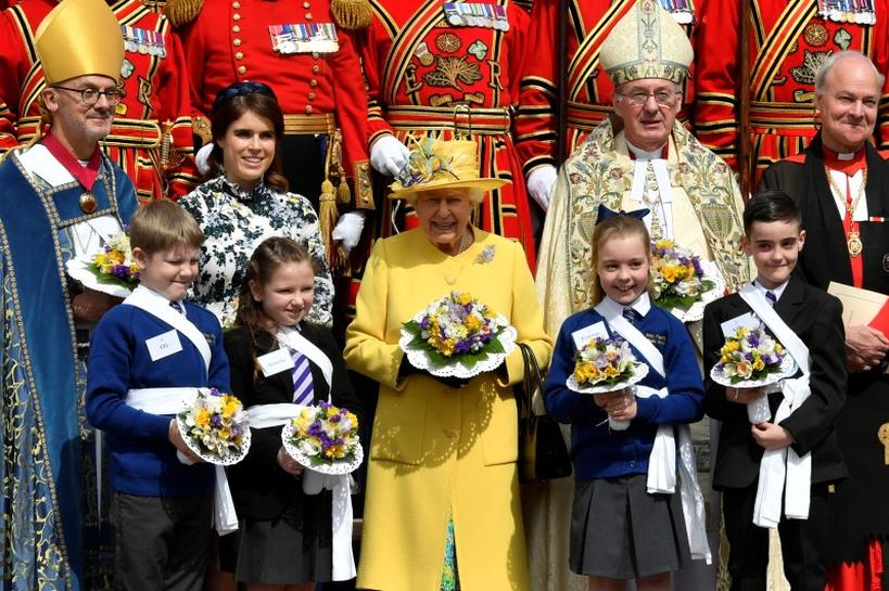 Queen Elizabeth joined by Princess Eugenie for Maundy service at Windsor