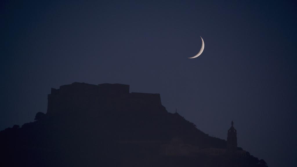 Ramazan moon likely to be sighted on May 06: Met office