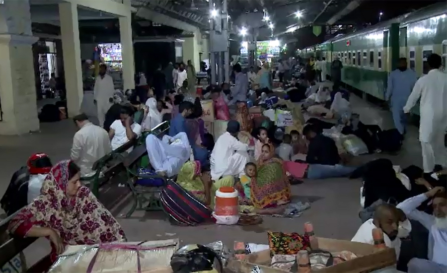 Passengers spend night at platforms due disruption of train traffic