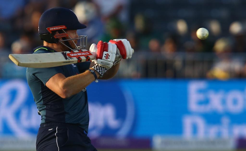 England whitewash Pakistan 4-0 in ODI series