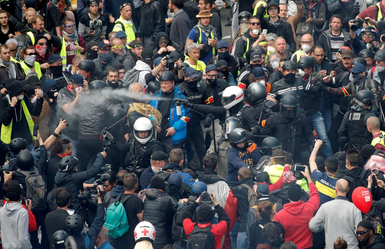 French yellow vest protesters clash with police but numbers wane