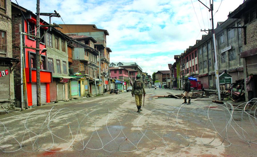 Curfew, communication blackout continue on 7th day in IOK