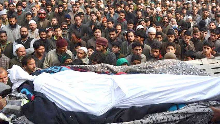 Indian troops martyr two more Kashmiri youth in Shopian