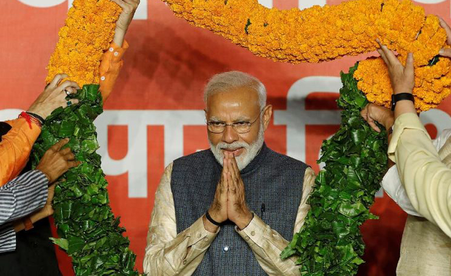 Modi begins talks for new cabinet after big election win