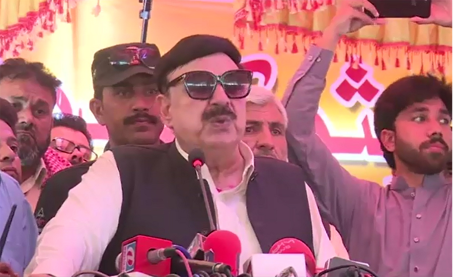 Previous govt spent all money on bridges, roads: Sheikh Rasheed