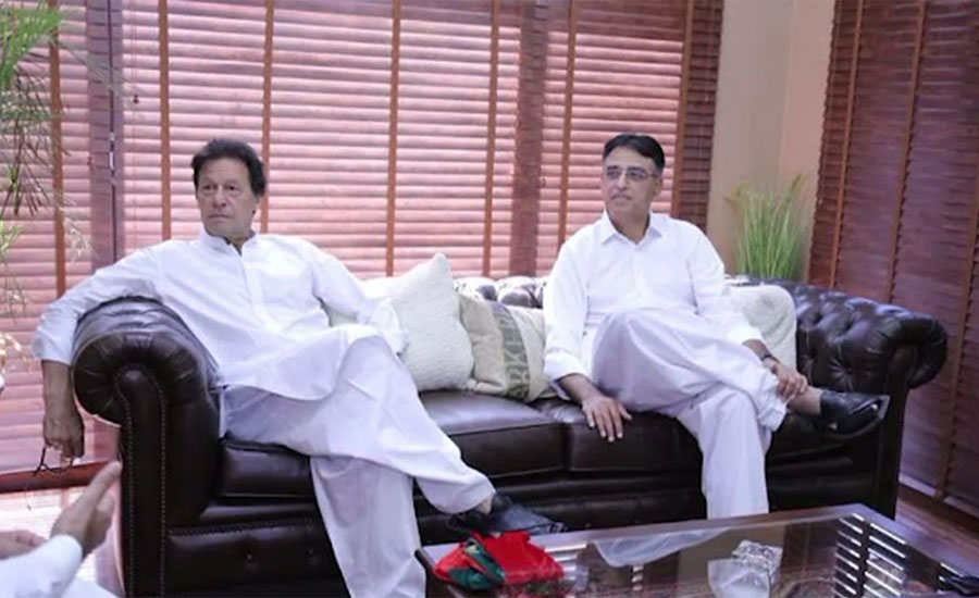 PM meets Asad Umar, offers to rejoin cabinet