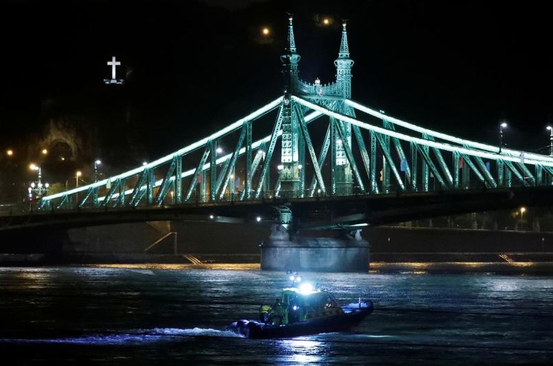 Seven South Koreans killed, 19 missing as Hungarian boat capsizes