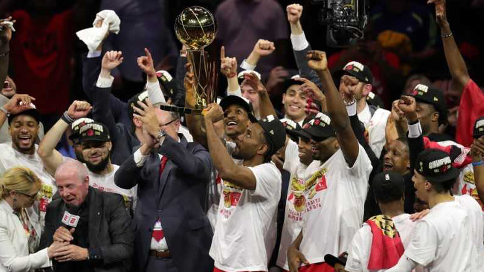 Dino-mite! Raptors win Canada's first NBA championship