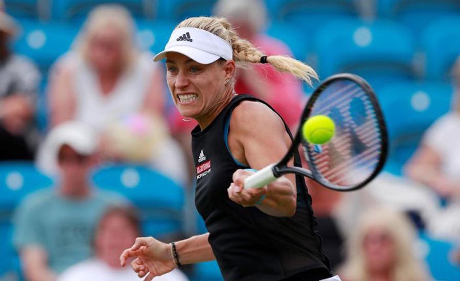 Kerber swats aside Halep to reach Eastbourne semi-finals